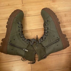 Levi’s Men Boots